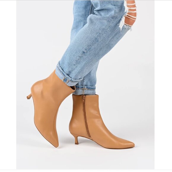 Journee Collection Women's Arely Kitten Heel Pointed Toe Dress Booties - NEW - Picture 7 of 9